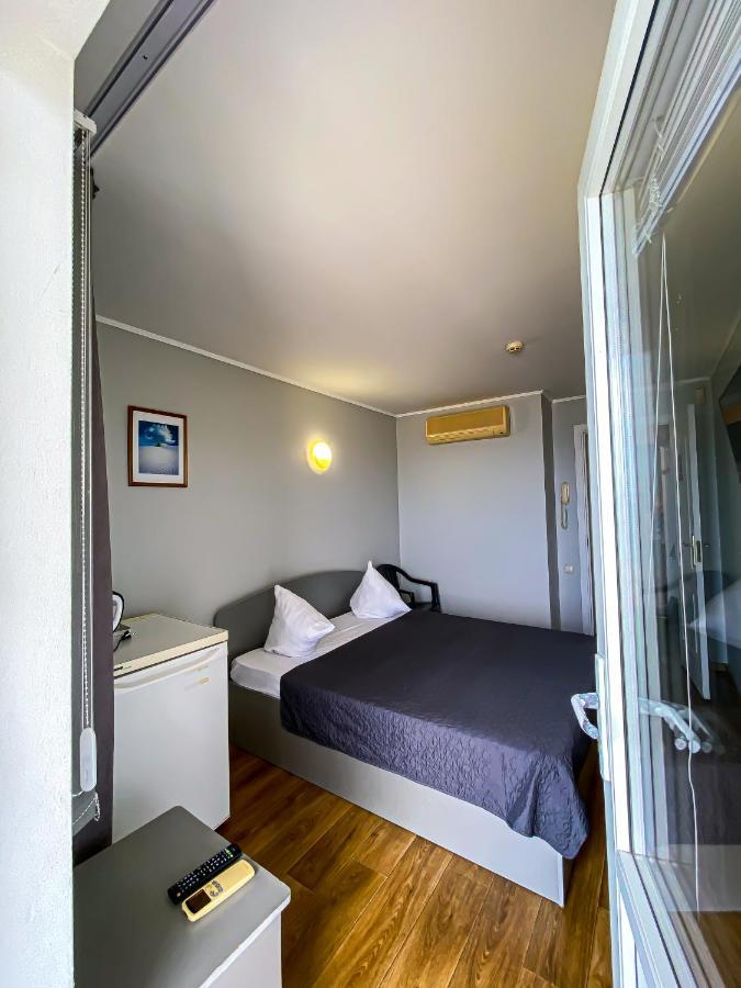 Hotel Palma Odessa Zewnętrze zdjęcie